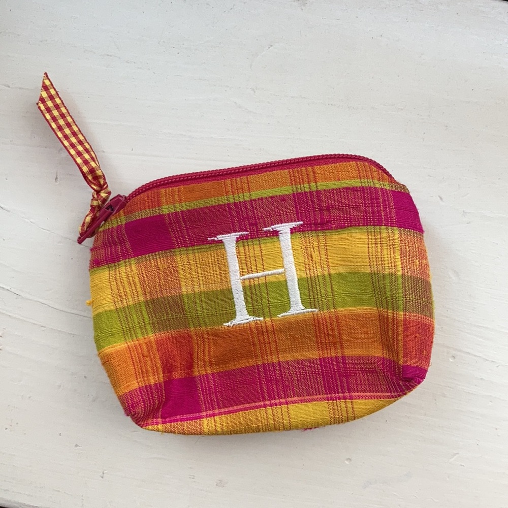 Little H pouch